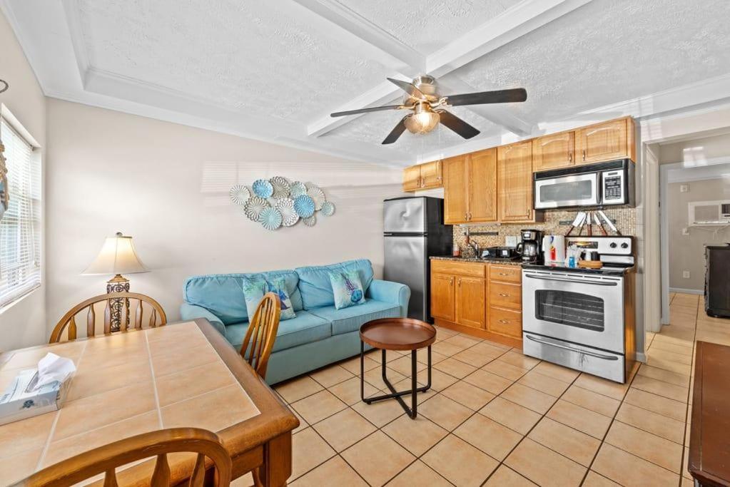 شقة 1Br With Pool Parking Pets Next To Beach 6 شاطئ ميرتل المظهر الخارجي الصورة